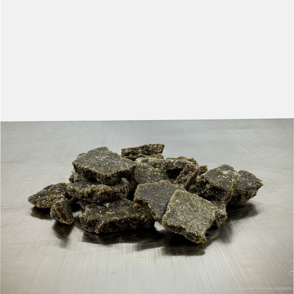 Morceaux de CBD Crumble brisé en plusieurs bouts